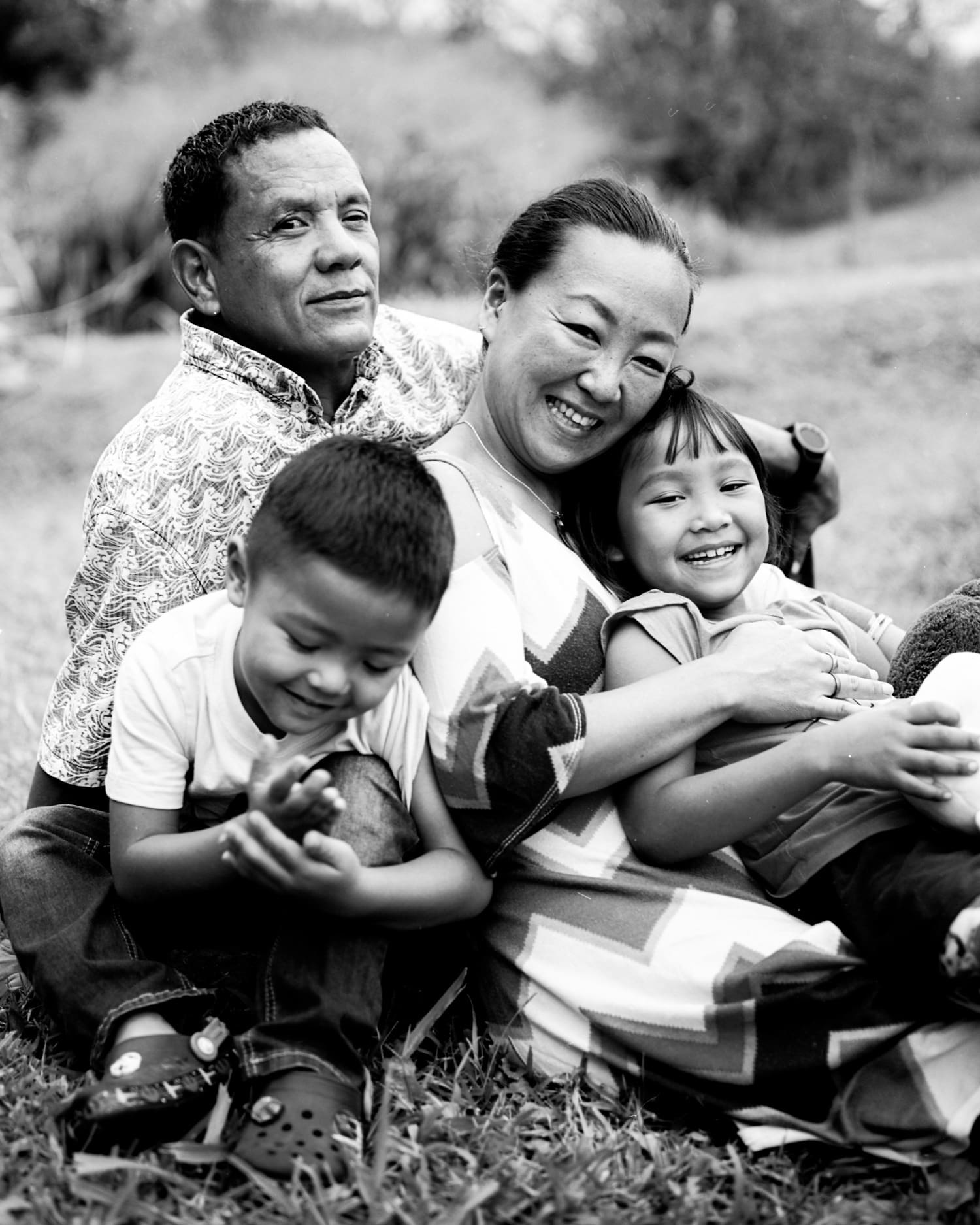 Family portraits in Hawaii by Sterling Batson, shannon family